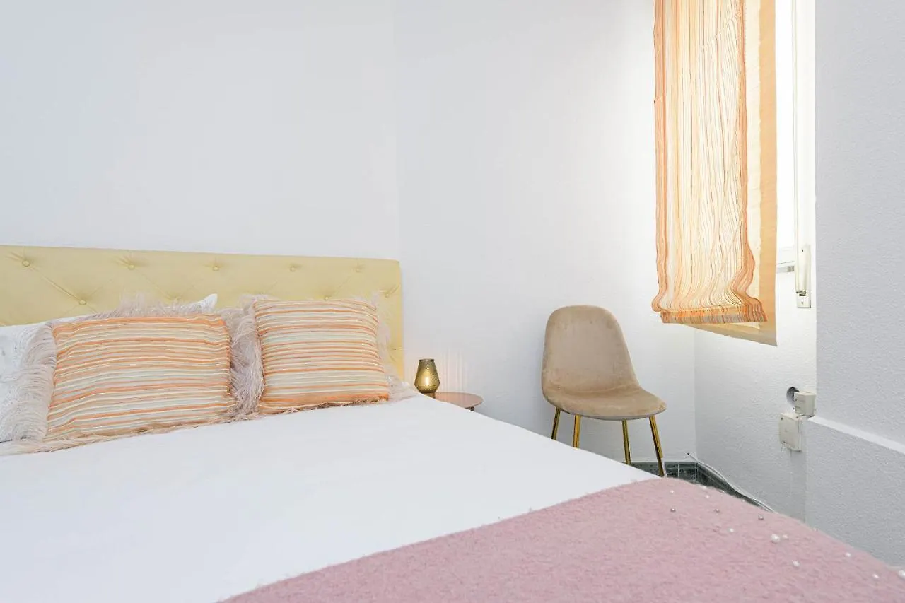 Wintowinrentals Ubicacion Fabulosa, Completo Apartamento Con Parking En El Soho De Malaga Apartment