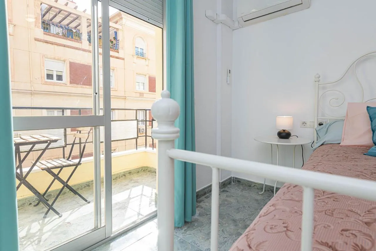 דירה Wintowinrentals Ubicacion Fabulosa, Completo Apartamento Con Parking En El Soho De מאלגה