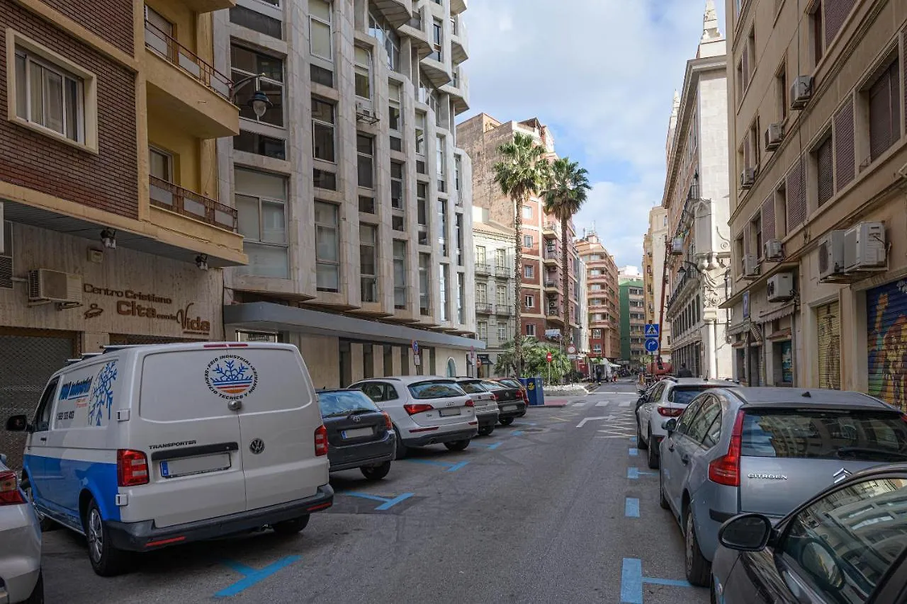 Wintowinrentals Ubicacion Fabulosa, Completo Apartamento Con Parking En El Soho De מאלגה